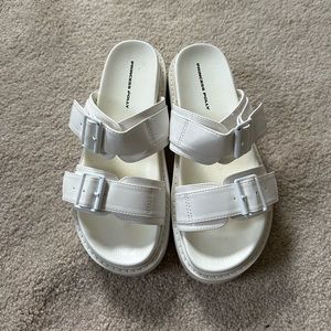 Princess Polly white platform sandals size 7